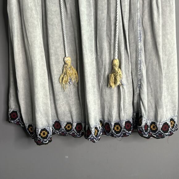 Rachel Zoe Blue Sleeveless Tunic with Tassels and Embroidered Detail Size 1X - Picture 4 of 8